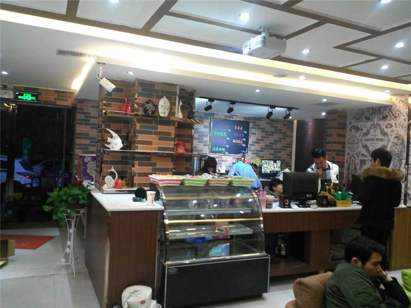 艾唯拉網(wǎng)咖沙發(fā)裝修效果圖