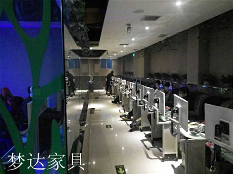 九牛連鎖網(wǎng)吧網(wǎng)吧桌椅沙發(fā)裝修效果圖