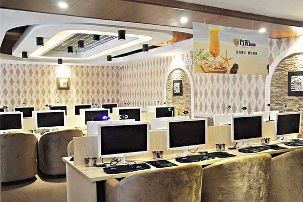 夢(mèng)達(dá)網(wǎng)吧家具裝修效果圖