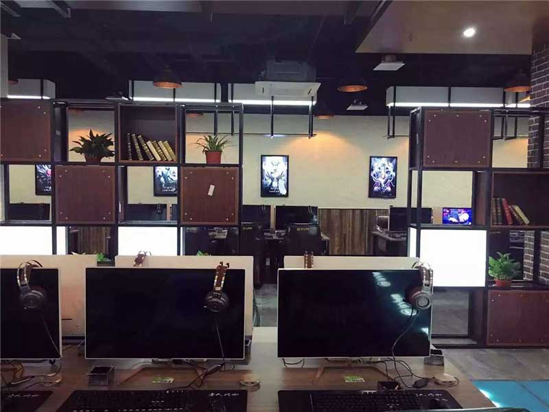 唐人網(wǎng)咖網(wǎng)吧桌椅沙發(fā)裝修效果圖