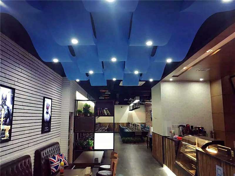 唐人網(wǎng)咖網(wǎng)吧桌椅沙發(fā)裝修效果圖