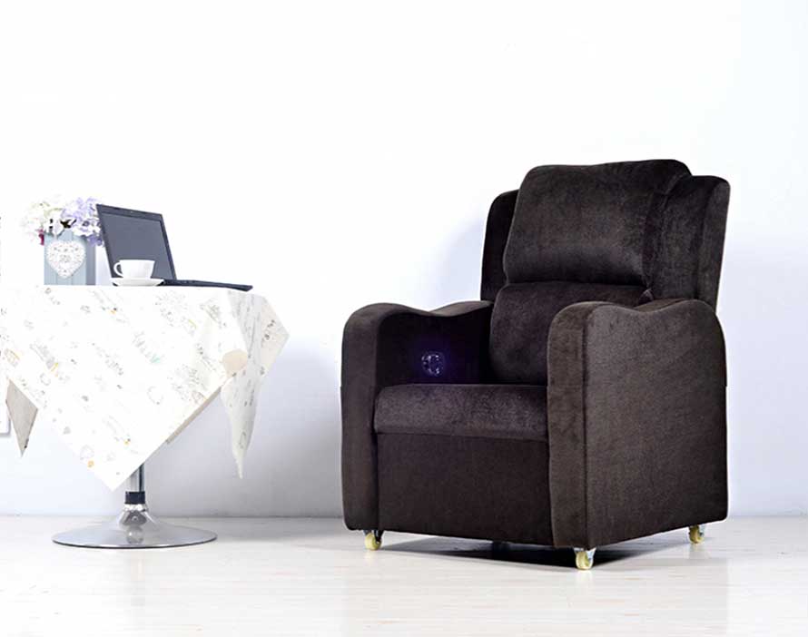 夢達(dá)黑色可調(diào)網(wǎng)吧沙發(fā)裝修效果圖