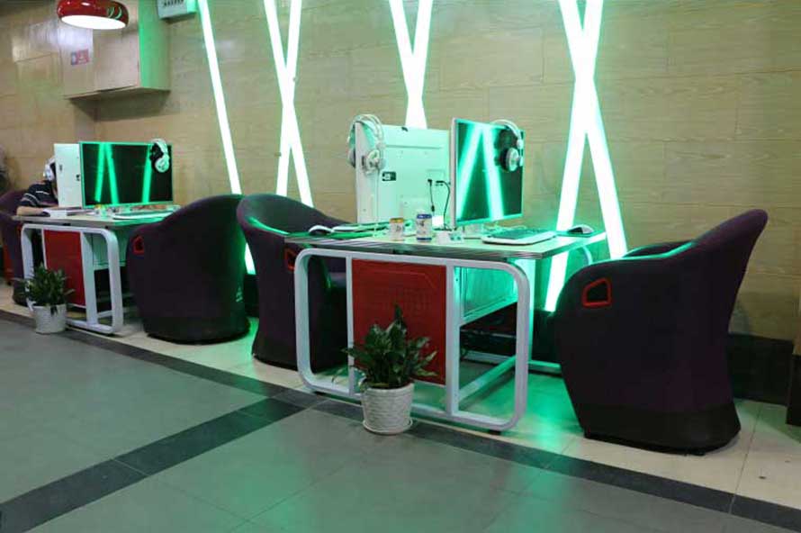 夢達網(wǎng)吧卡座小沙發(fā)裝修效果圖