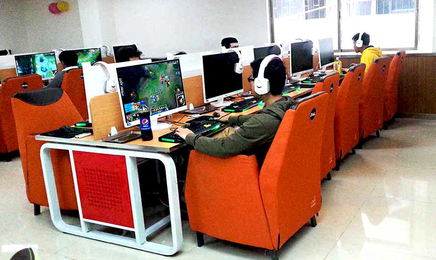 夢(mèng)達(dá)網(wǎng)咖沙發(fā)椅子裝修效果圖