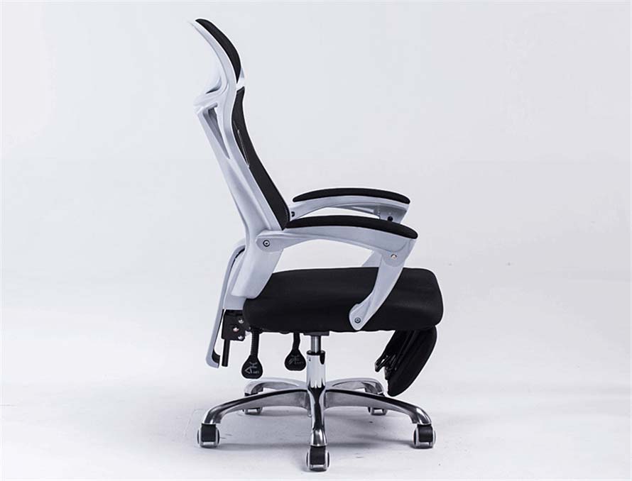 夢達網(wǎng)吧轉椅后躺功能展示