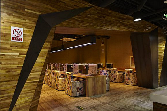 極光網(wǎng)咖桌椅裝修效果圖