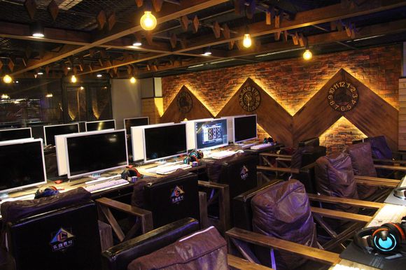 樂(lè)咖壹號(hào)網(wǎng)咖桌椅裝修效果圖