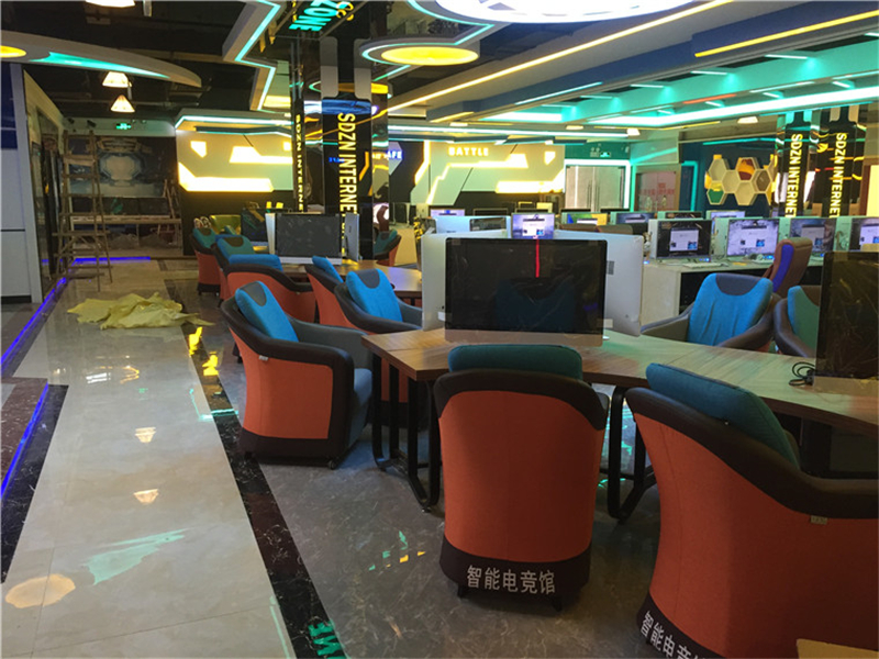 夢達(dá)個性網(wǎng)吧桌裝修效果圖