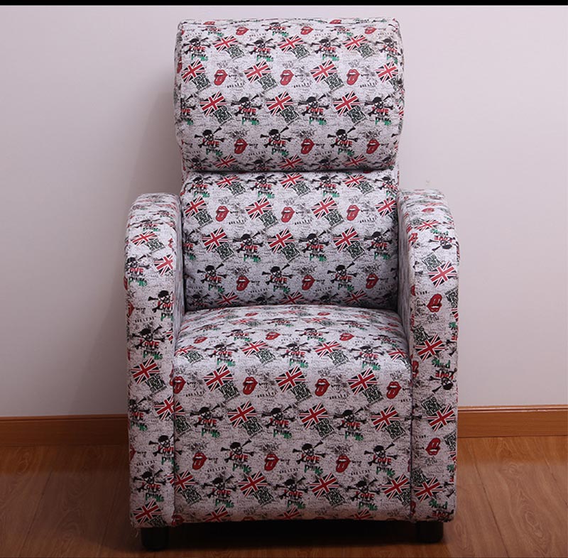 夢(mèng)達(dá)豪華型網(wǎng)吧沙發(fā)裝修效果圖