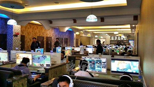 網(wǎng)吧椅裝修實景圖