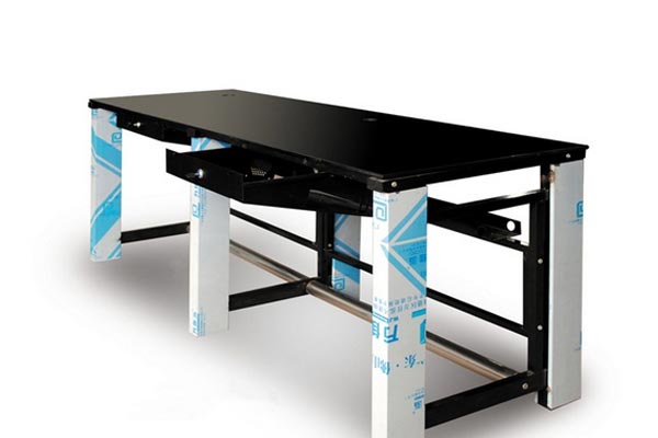 網(wǎng)吧桌子圖片