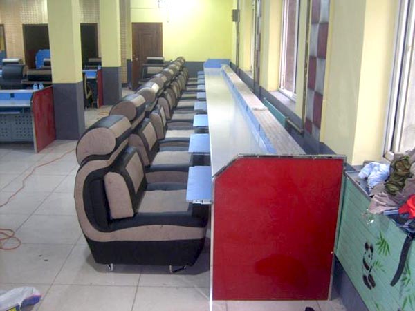 網(wǎng)吧沙發(fā)裝修效果圖