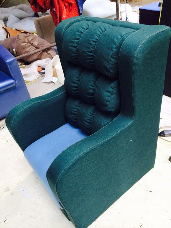 網(wǎng)吧沙發(fā)圖片