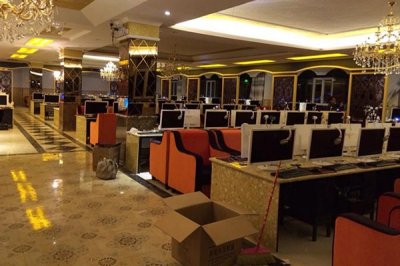 這樣買，一套網(wǎng)吧桌椅能省多少錢？