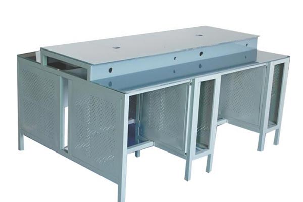 網(wǎng)吧桌子圖片