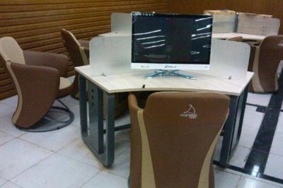 選購(gòu)網(wǎng)吧桌椅，從多方面考慮！