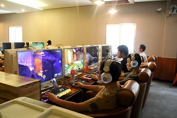 網(wǎng)吧場景圖