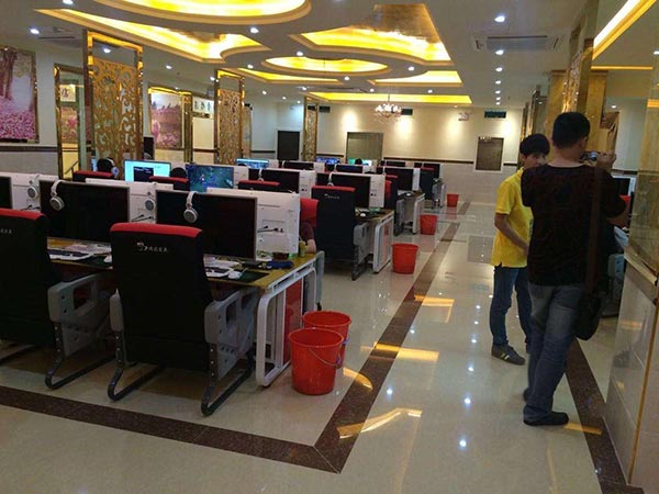 網(wǎng)吧沙發(fā)圖片