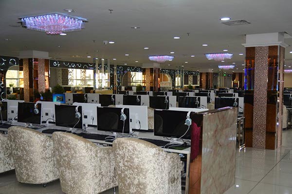 網(wǎng)吧沙發(fā)圖片