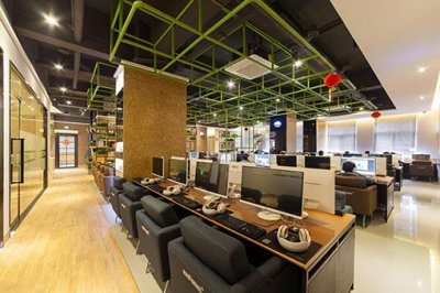 2019年流行哪種款式網(wǎng)吧桌椅？