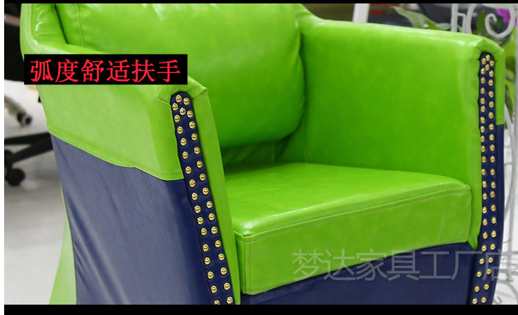 夢達(dá)美式皮沙發(fā)扶手特寫