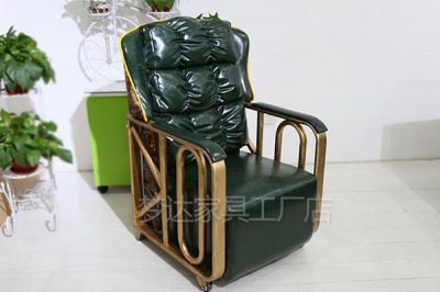 新款網(wǎng)吧桌椅，讓網(wǎng)吧帥氣無(wú)雙！