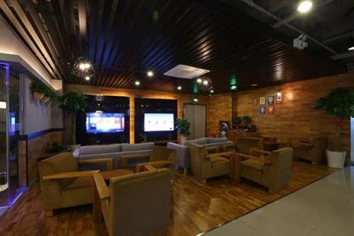 購買手游網(wǎng)咖桌椅注意事項(xiàng)！