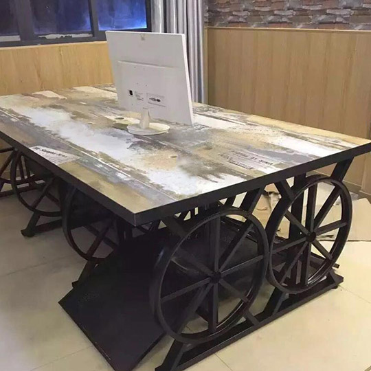 夢達圓形網(wǎng)吧桌圖片