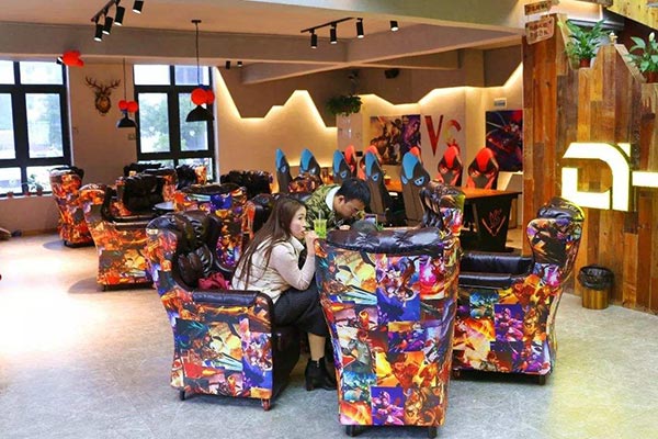 網(wǎng)咖手游區(qū)圖片