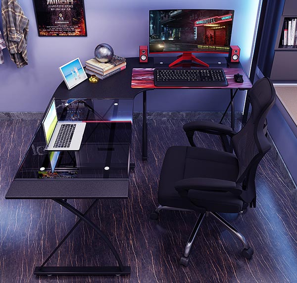 網(wǎng)吧轉(zhuǎn)角電腦桌圖片